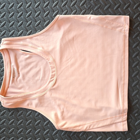 Athleta Tops - Athleta Shanti Crop Beach Peach- L